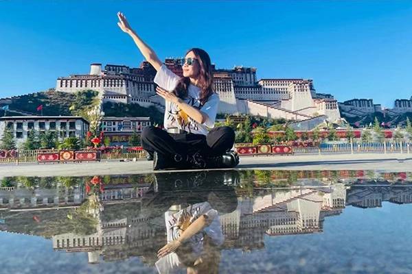 3月中旬去西藏旅游冷吗