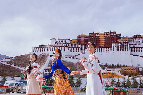 威海到西藏旅游团报名价格表 威海到西藏旅游团报名价格表