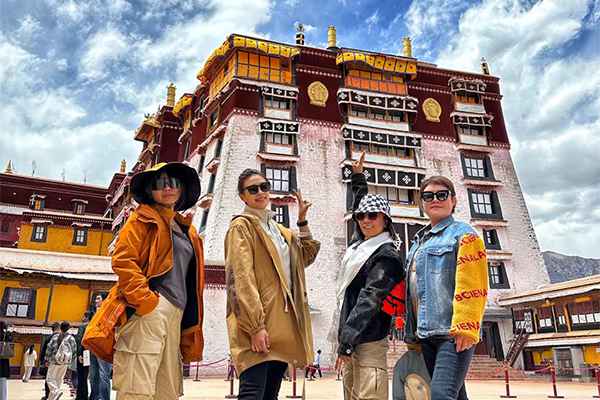 广州去西藏旅游团报名多少钱 广州去西藏旅游团报名多少钱