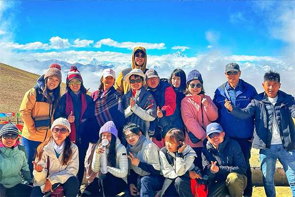 外国人去西藏一定要跟团旅游吗 外国人去西藏一定要跟团旅游吗