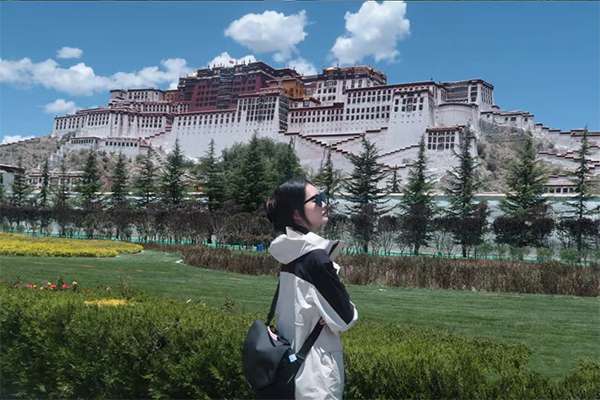 为什么去西藏旅游比较吸引人