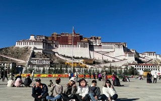 最近西藏跟团旅游价格贵吗？现在去西藏跟团价格多少？
