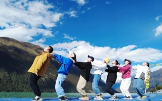 4月西藏7日游跟团费用要多少？四月到西藏跟团玩7天价格多少？