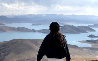 国庆期间在西藏旅游应穿什么样的鞋子及服装