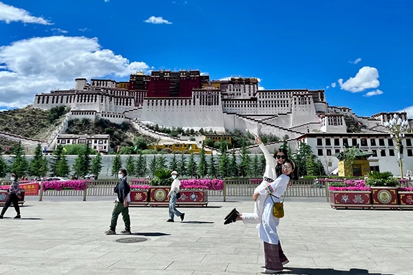 5月去西藏玩8天多少钱？五月在西藏旅游8天费用多少？-第1张图片