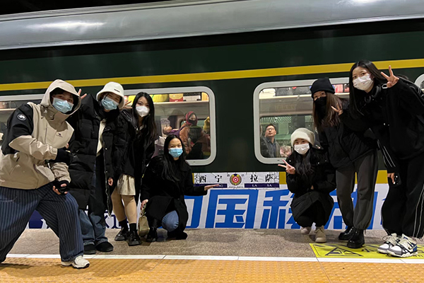 两个人在西藏8天预算多少？2人去西藏玩8天准备多少钱？