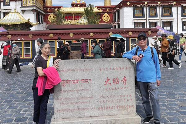 带妈妈跟团去西藏7天多少钱？带妈妈去西藏旅游跟团7天多少钱？-第2张图片