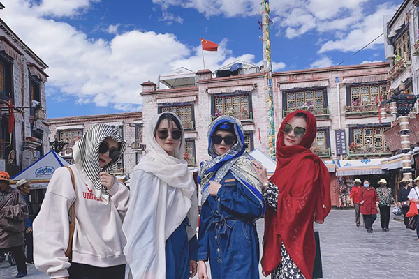 暑假去西藏旅游10天多少钱？暑假到西藏旅游要准备多少钱？