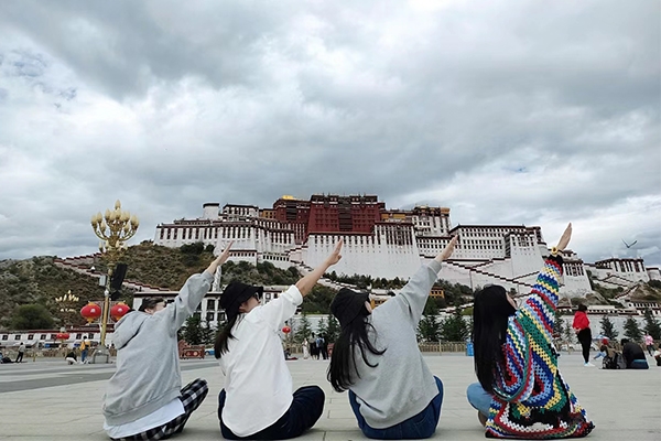 福建厦门去西藏跟旅游团7天多少钱？福建厦门到西藏跟团7日游多少钱？