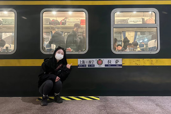 去西藏拉萨的火车哪趟最美？到拉萨火车哪一趟最美？