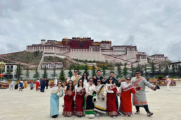 宜春跟团到西藏旅游大概多少钱？宜春西藏跟团旅游大约多少钱？-第1张图片