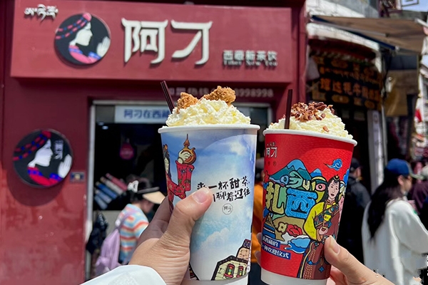 11月两人去西藏旅游预算多少？11月两个人到西藏旅游多少钱？