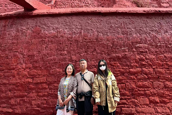西藏旅行社排行榜前十名？西藏旅行团有哪些值得推荐的路线？-第1张图片