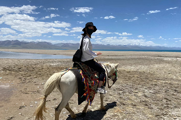 旅游拉萨多少钱一个人合适？去拉萨旅游一个人大概花多少钱？