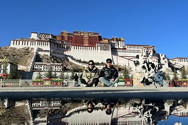两个人去西藏的花销多不多？去西藏旅游两个人的费用要多少？