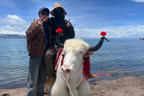 两人四月份去西藏旅游多少钱？4月份两人到西藏玩大概会花多少钱？